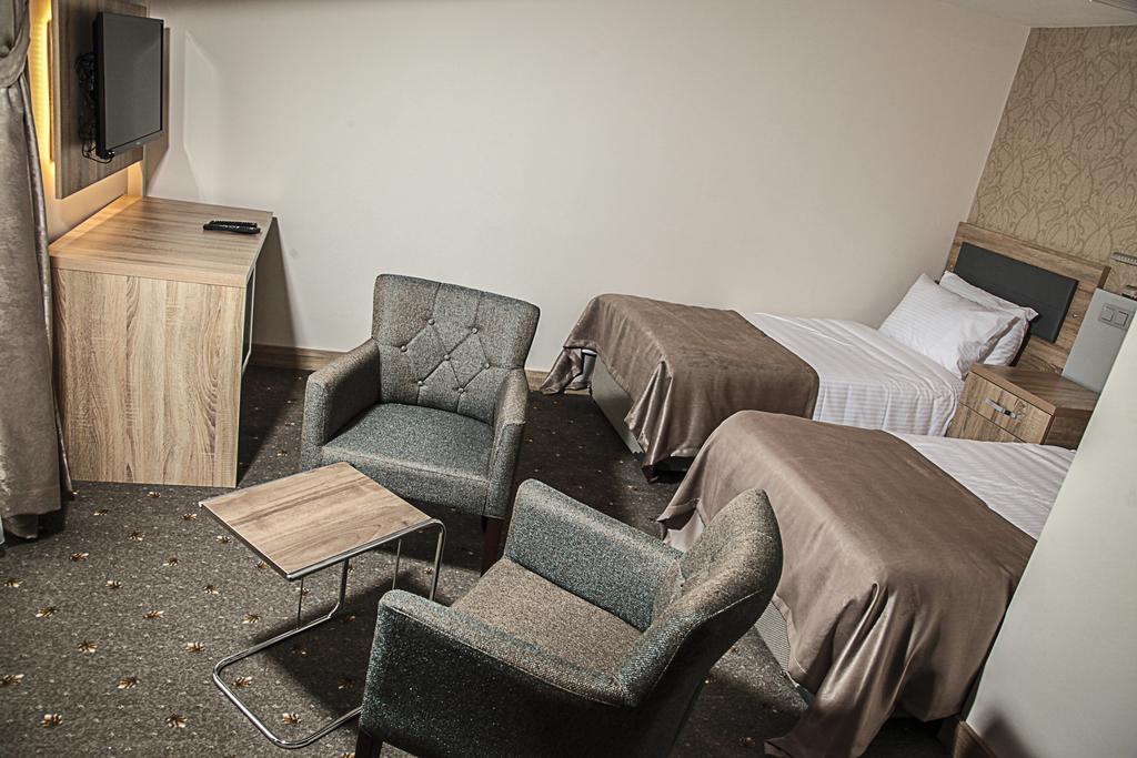 Remila Hotel コジャエリ エクステリア 写真
